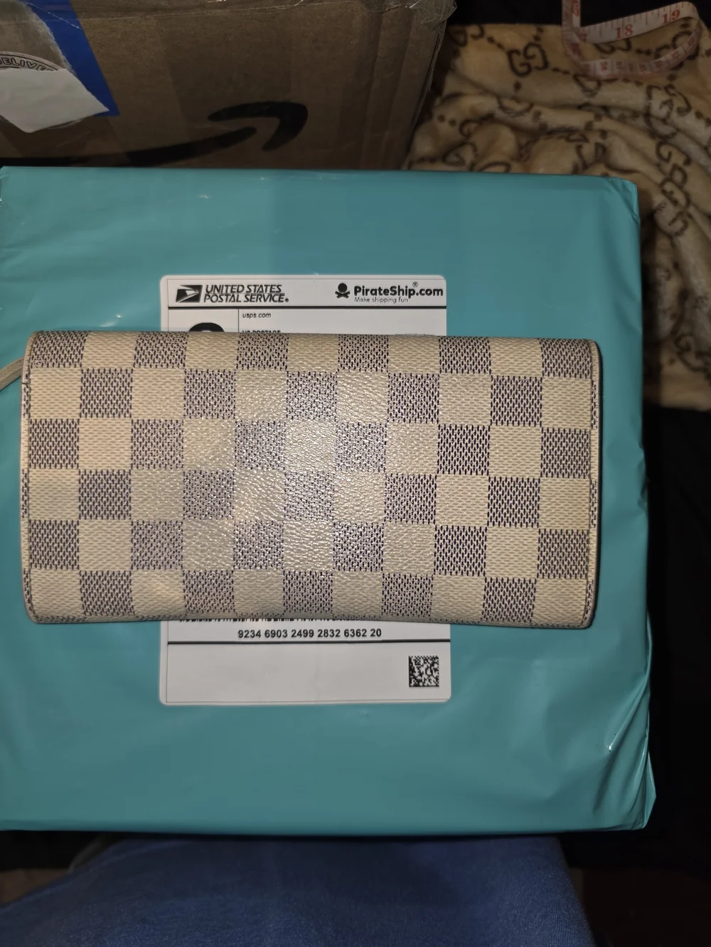 Louis Vuitton elegant louis